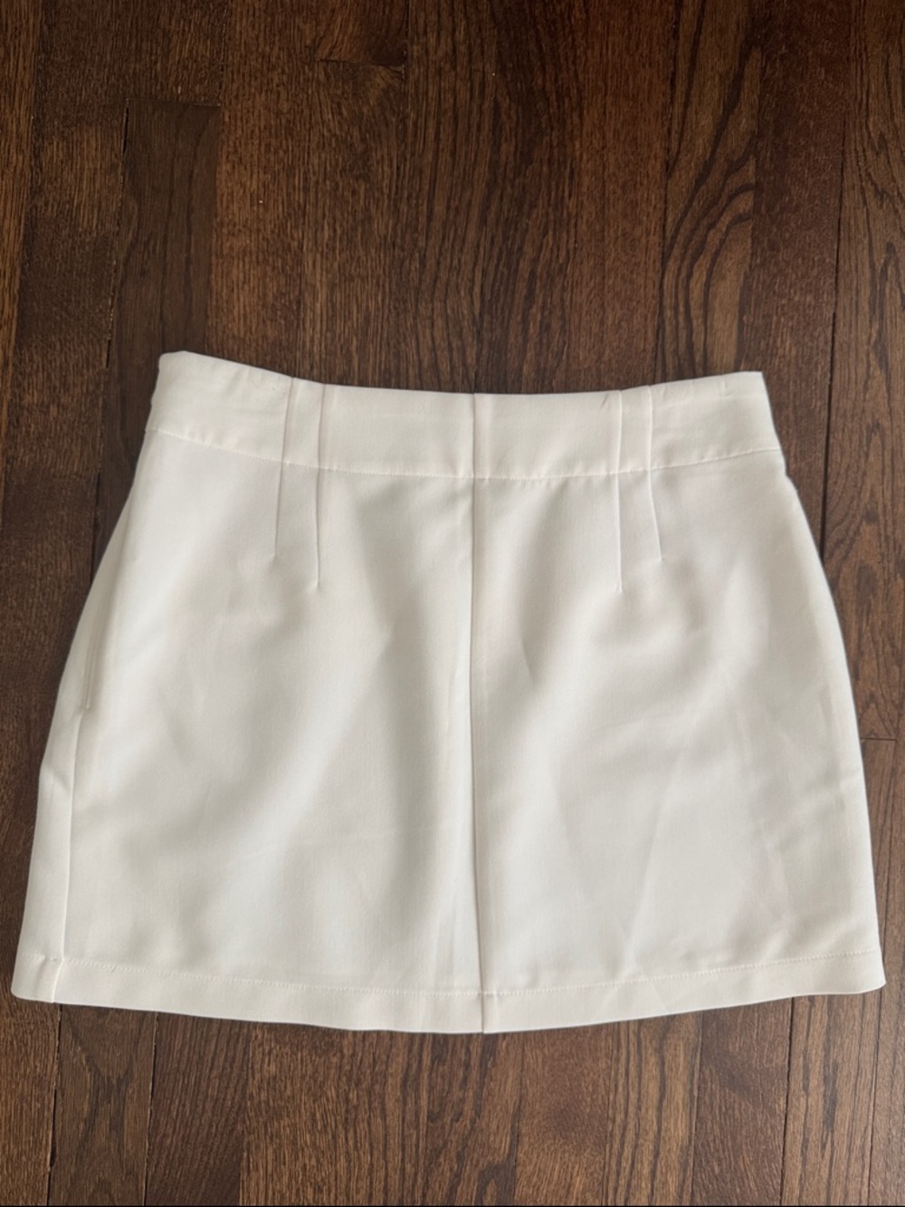 Abercrombie & Fitch White Mini Skirt